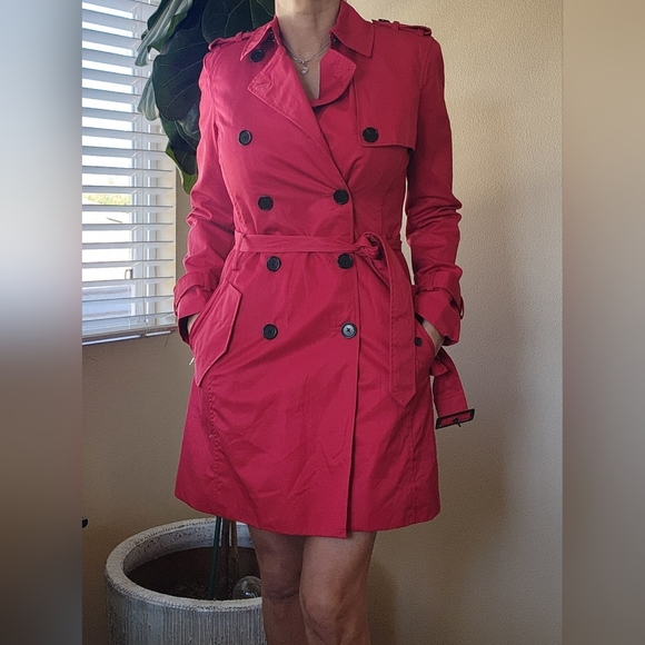 Banana Republic  belted double-breasted trenched, coat. - Picture 1 of 8
